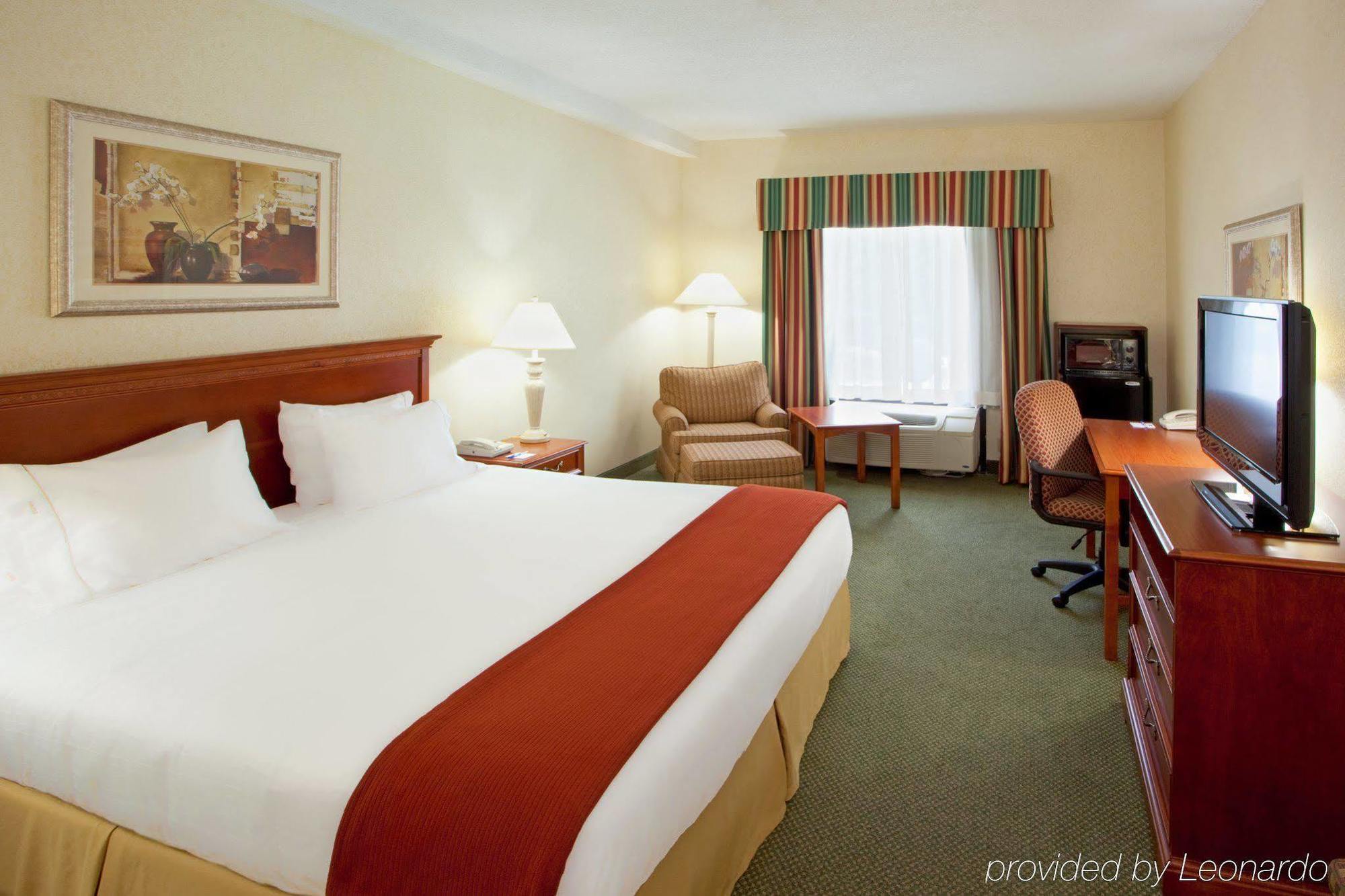 Express Richmond-mechanicsville By Ihg 2*